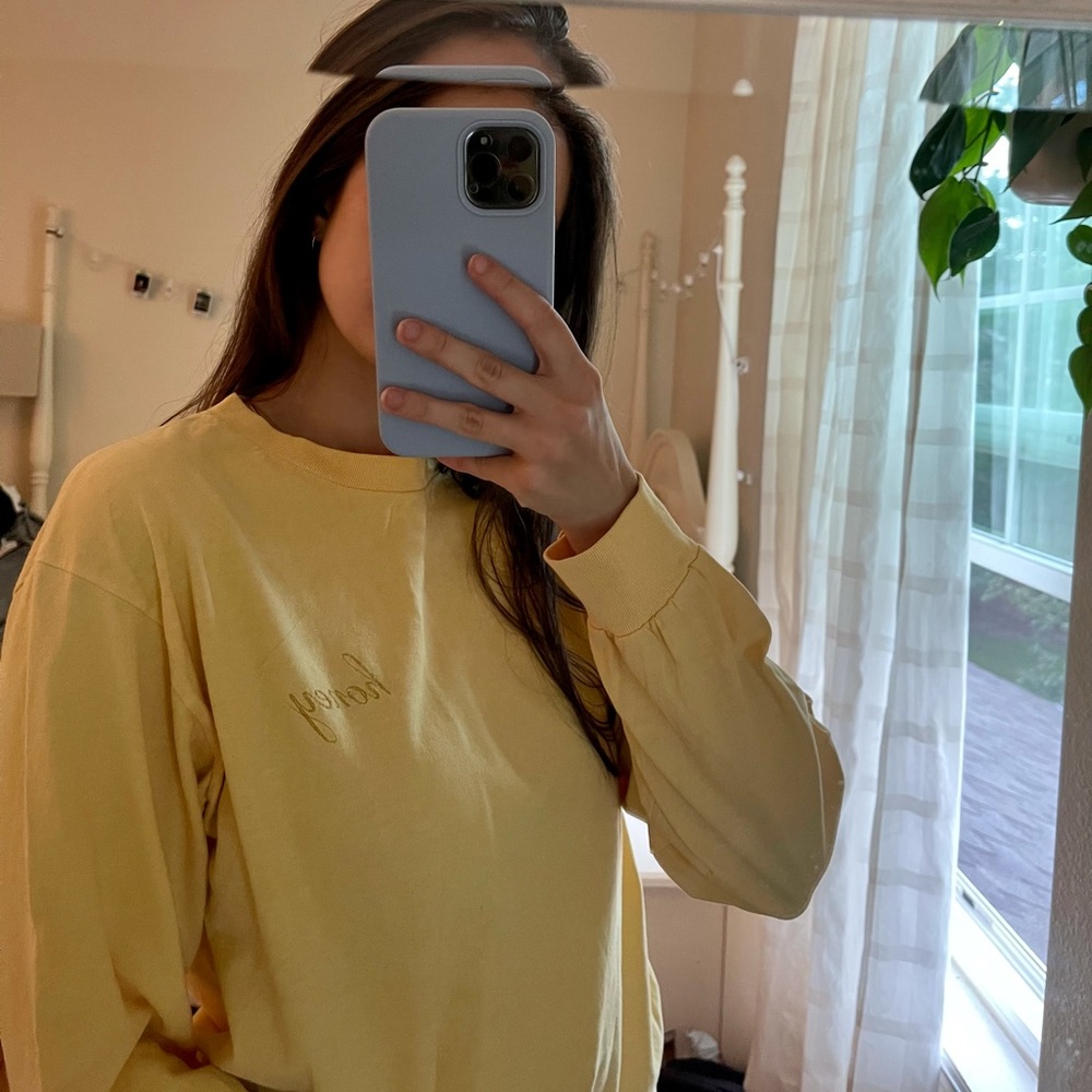 BRANDY MELVILLE SET honey shirt, crop and sweater